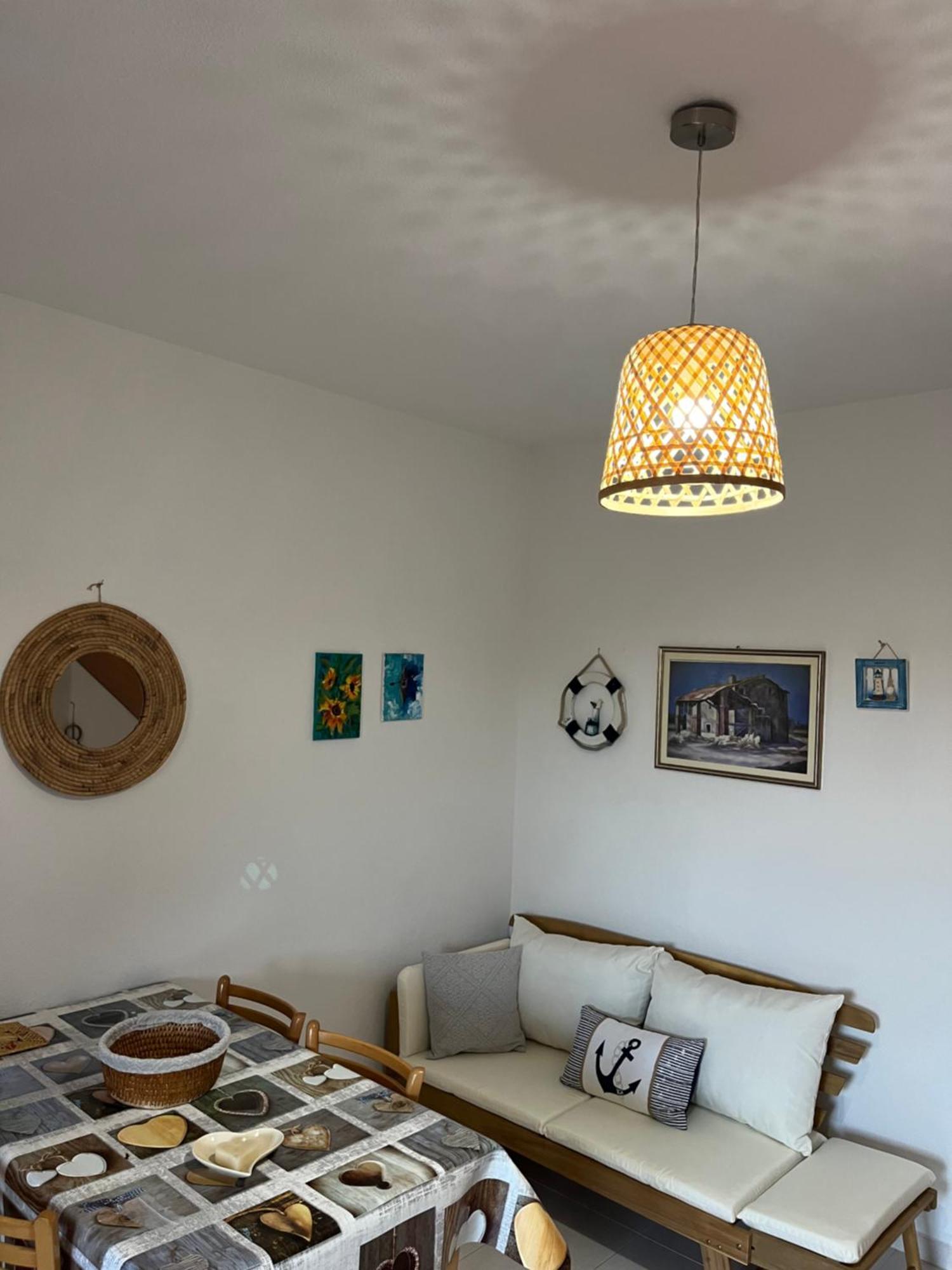 Casa Sviluppata Su Due Piani Con Doppia Veranda E Parcheggio Privato San Teodoro  Εξωτερικό φωτογραφία