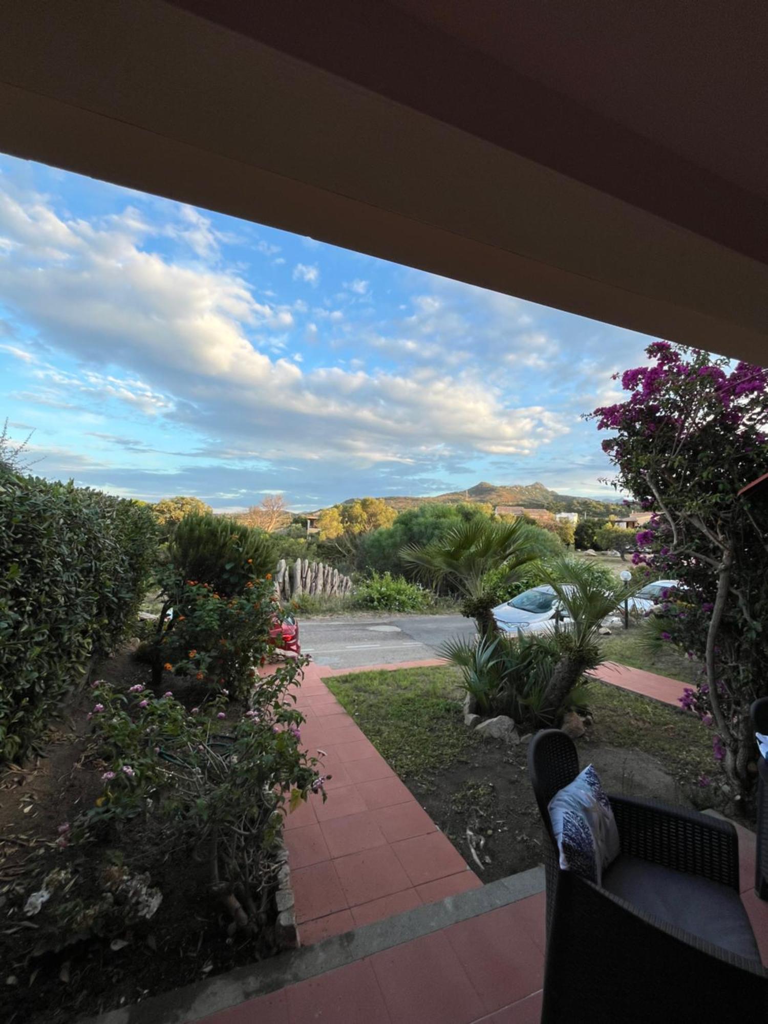 Casa Sviluppata Su Due Piani Con Doppia Veranda E Parcheggio Privato San Teodoro  Εξωτερικό φωτογραφία